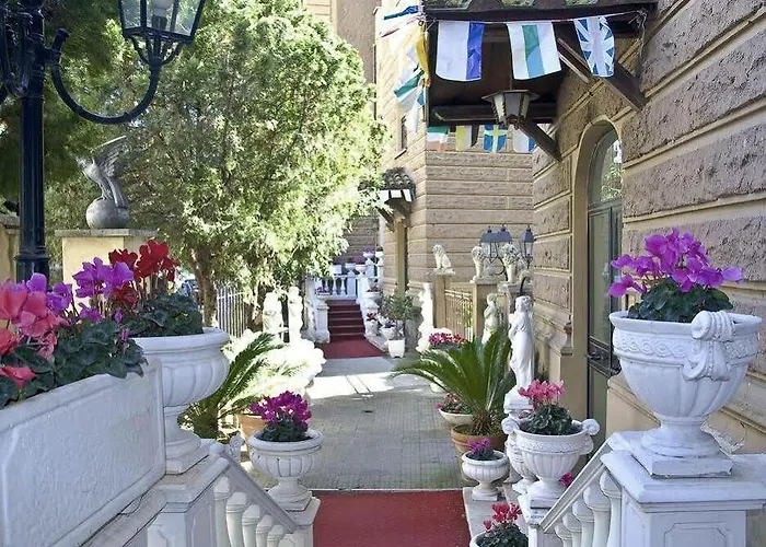 Daniela Hotel